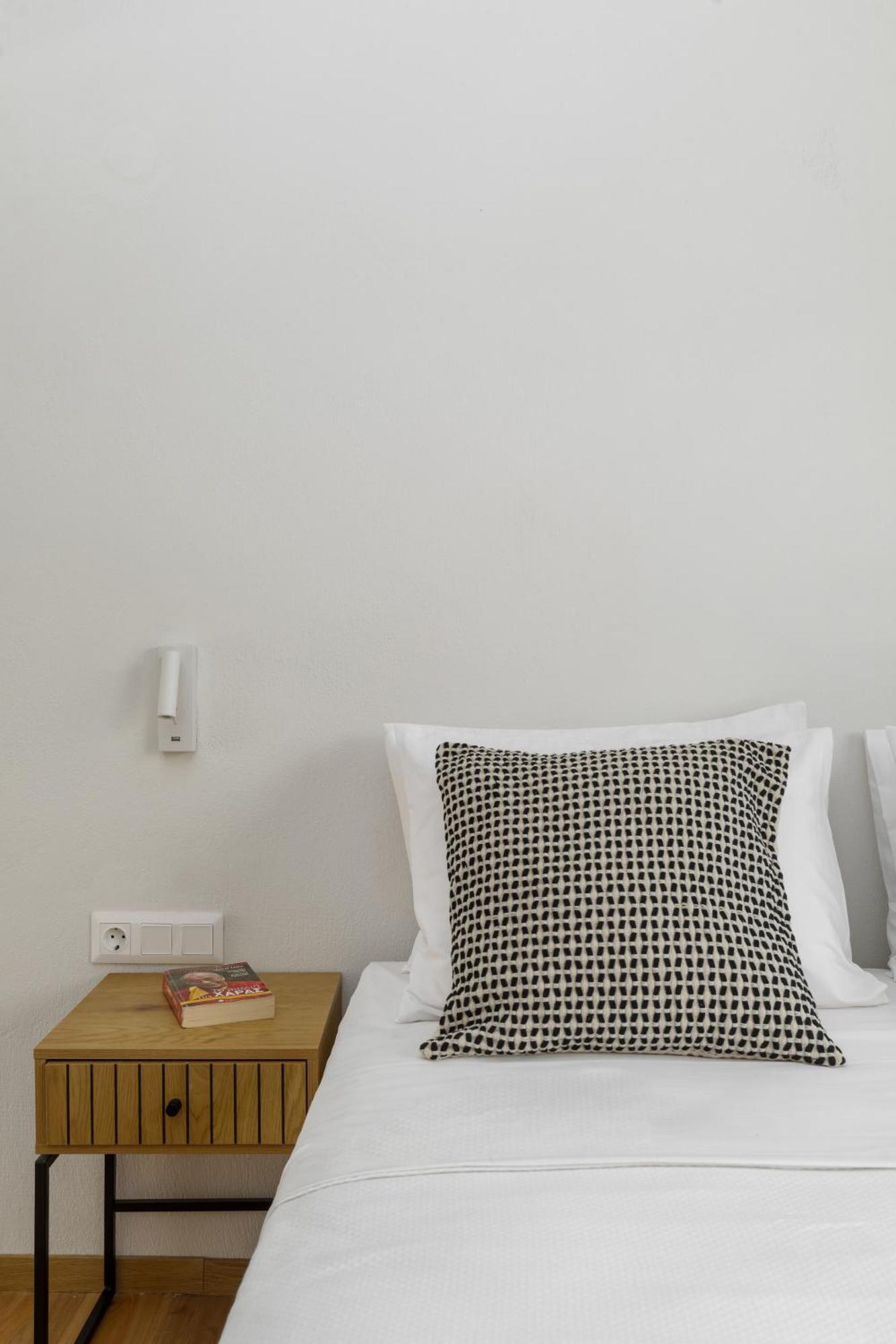 Olea By Halu!, Cozy In Nikiti * Lagomandra